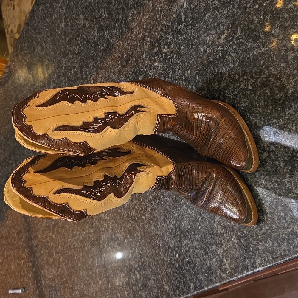 Zodiac Cream/Brown Cowboy Boots, Size 5.5M Womens